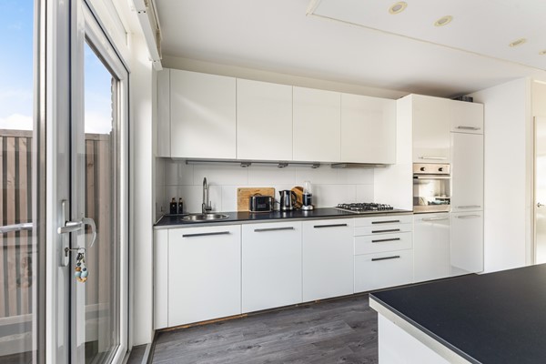 Simon Vestdijk-Erf 162, Dordrecht-21.jpg